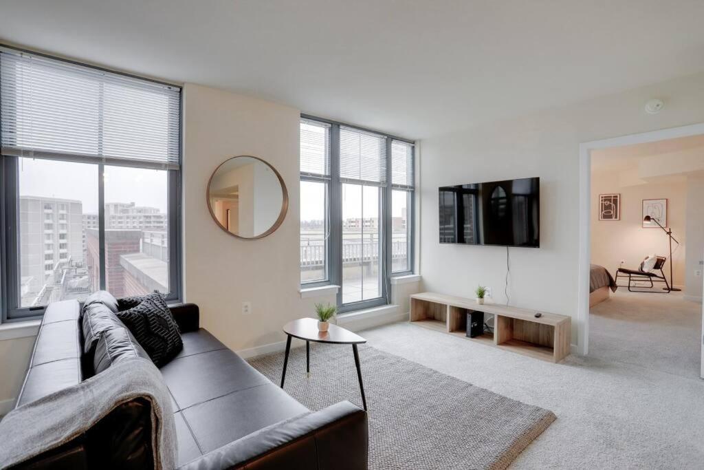 Apartment Prime Location Retreat Close To Dc And Metro Arlington